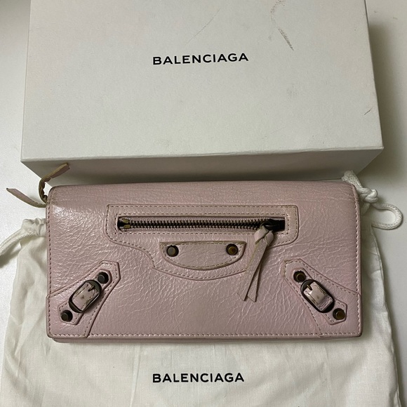 Balenciaga Accessories - FLASH SALE! 🥳 Balenciaga Long Leather Wallet. Light Blush Pink/Nude.
